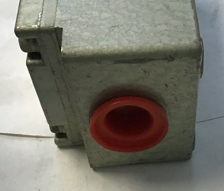 GOULD EX4 JK09 R.B.DENISON LOXSWITCH NEMA B300