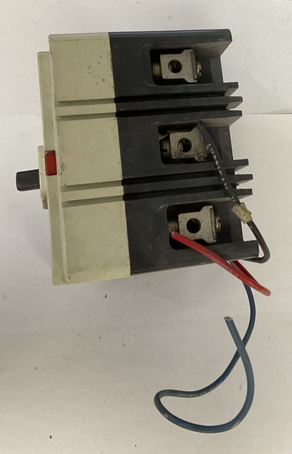 CUTLER HAMMER HMCP030H1 CIRCUIT BREAKER 30A 3POLE 240VAC