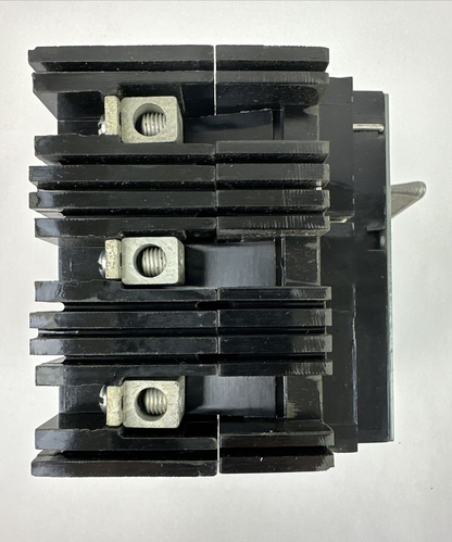 FPE NEF433030R TYPE NER A B CIRCUIT BREAKER 30A 480VAC TYPE NEFR 480VAC 125/250V