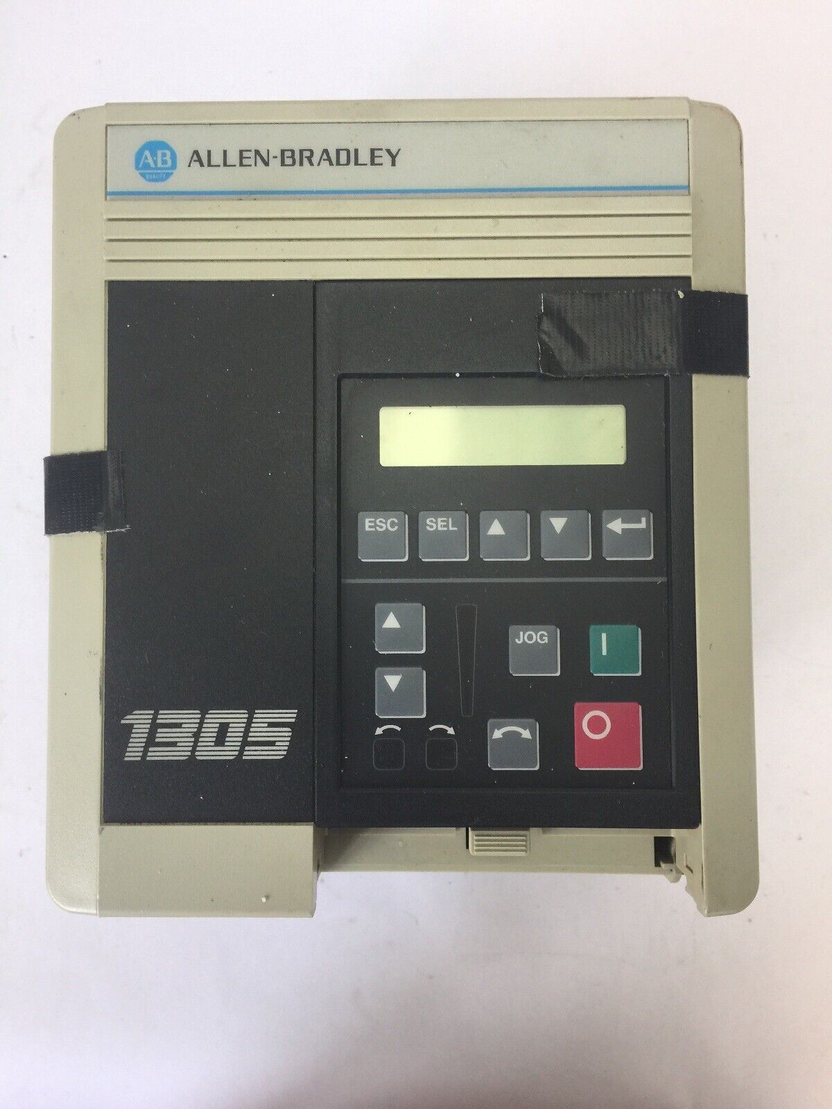 ALLEN BRADLEY 1305-BA06A AC DRIVE INPUT 380-460V 5.8A OUTPUT 380-460V 6A 3HP