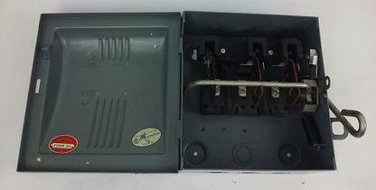 WESTINGHOUSE CAU-321 SAFETY SWITCH,  30A, 240V, STD HP 7.5 AC, 3P, TYPE ND, NEW