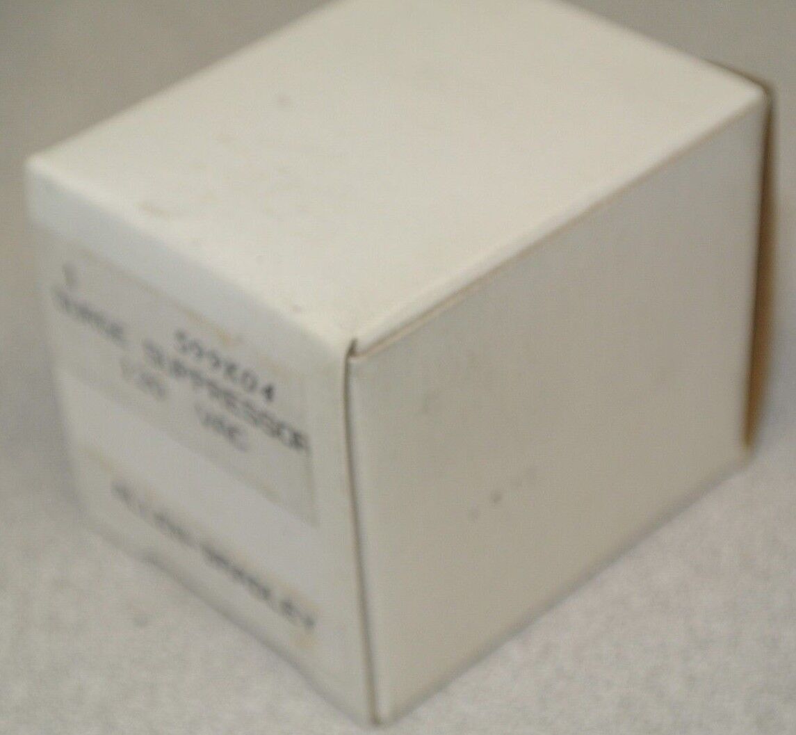 LOT of 6 / ALLEN-BRADLEY 599-K04 / SURGE SUPPRESSOR / 120VAC / SIZE 0, 1, 2