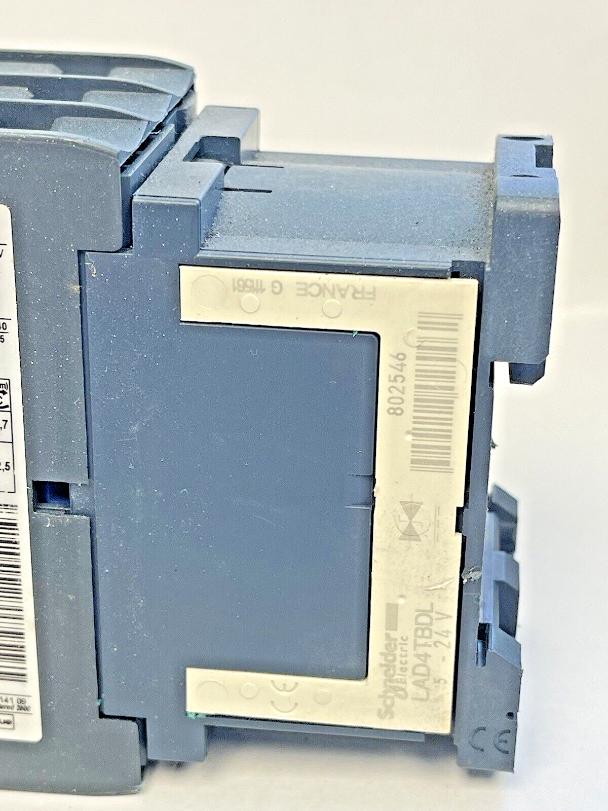 SCHNEIDER ELECTRIC - LC1D32 - CONTACTOR 24VDC & SCHNEIDER LADN31 - CONTACT BLOCK