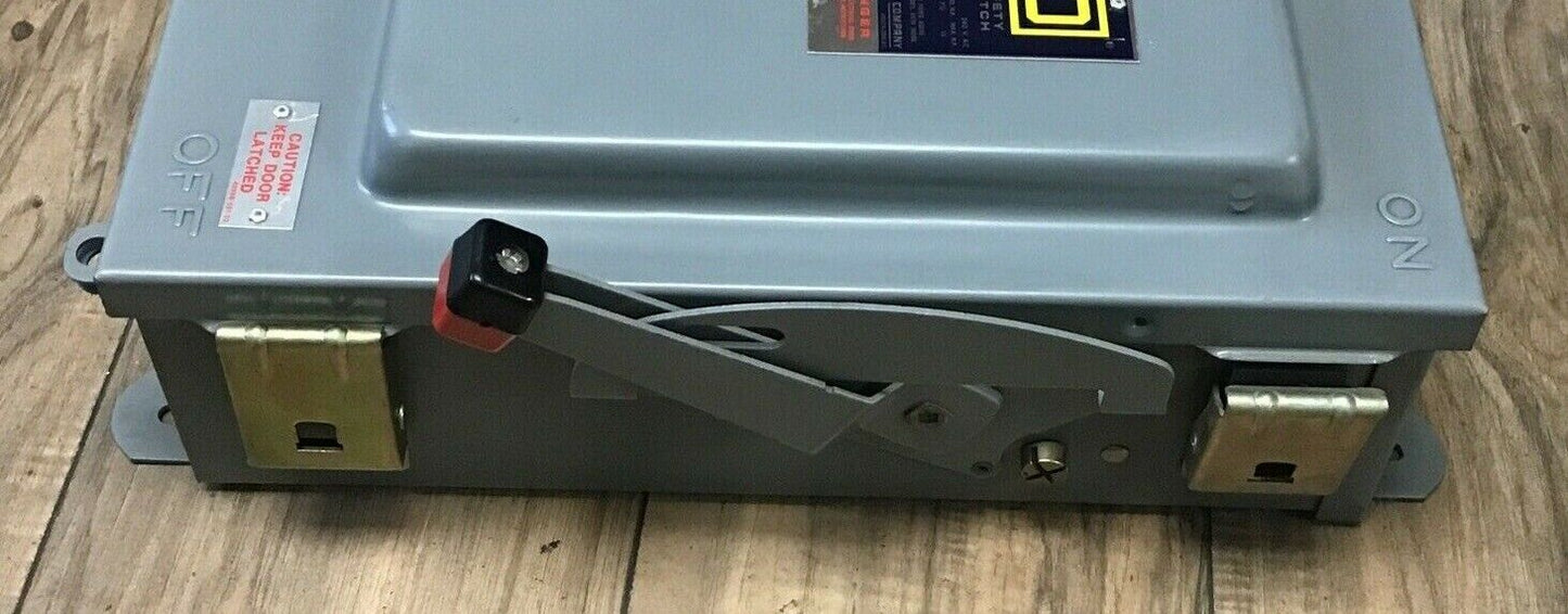 SQUARE D H322NA SAFETY SWITCH SER.D4 60A  FUSIBLE 600VAC/VDC 240VAC 15HP