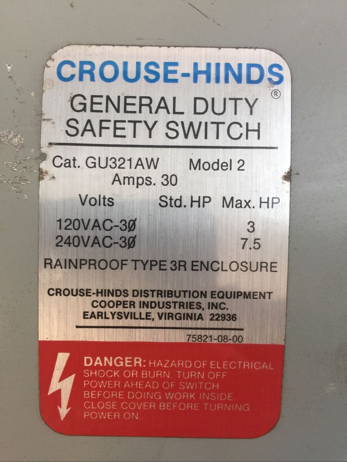 CROUSE-HINDS GU321AW SAFETY SWITCH MODEL 2 30A 240VAC 7.5HP 3P RAINPROOF TYPE 3R