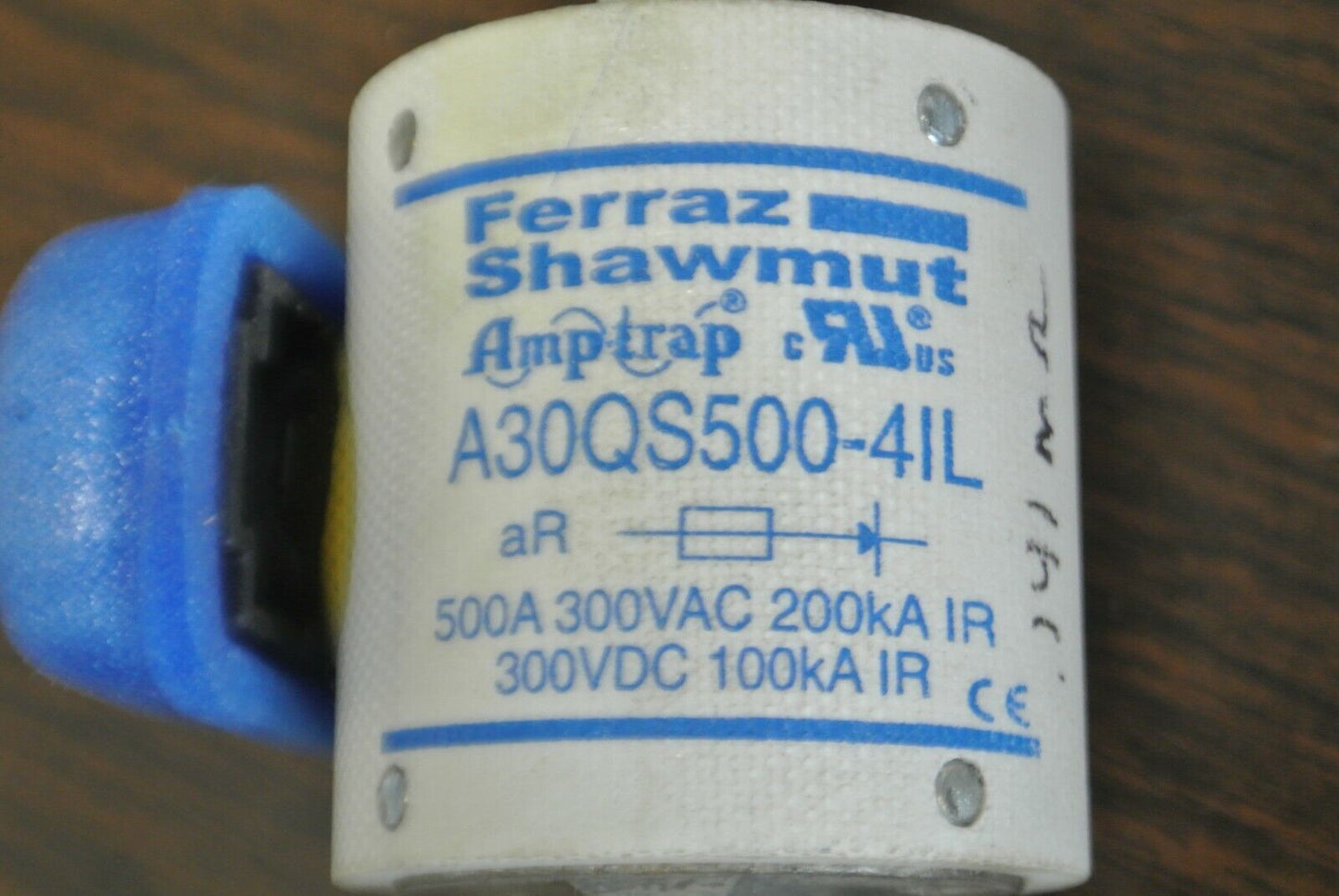 FERRAZ-SHAWMUT A30QS500-4IL AMP-TRAP® FUSE / 500A / 300V / NEW SURPLUS