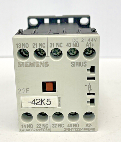 SIEMENS - 3RH1122-1WB40 - AUXILIARY CONTACT - 10 AMP, 600 VAC