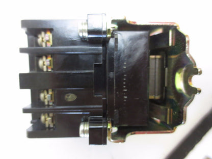 ALLEN-BRADLEY 700-N400A1 SER. C CONTROL RELAY110-120V/ 5-60Hz -