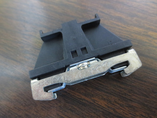 GE 451WNXEC3508S END CLAMP / END CONNECTOR w/ SCREW - NEW SURPLUS - BOX of 78