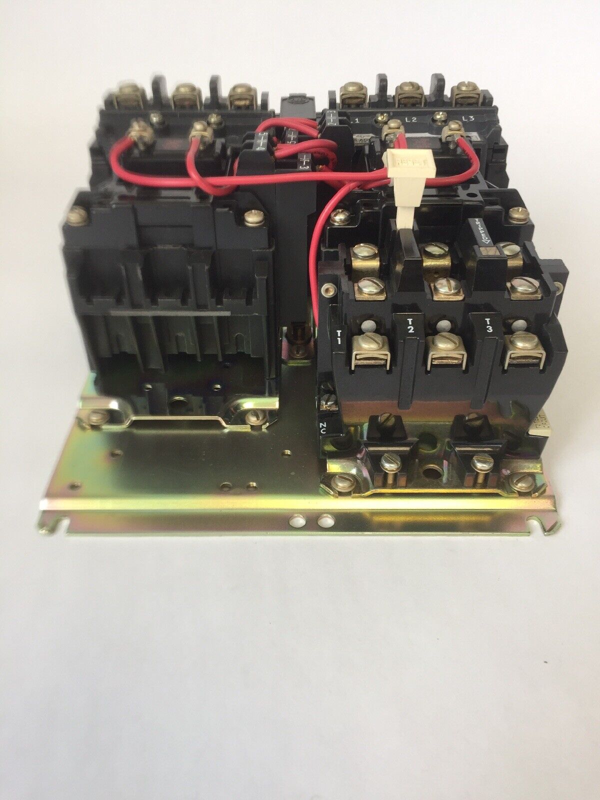 ALLEN BRADLEY 505-AOD SIZE 0 REVERSING STARTER 600VAC 5HP 18AMP COIL 120V 60HZ