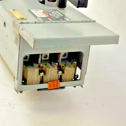 SIEMENS V7B3211R VACU-BREAK SWITCH 30A PH3 240V 3POLE FUSIBLE