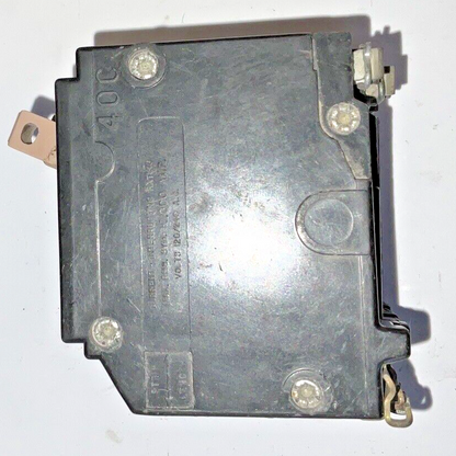 CUTLER HAMMER CH120 CIRCUIT BREAKER 20A 120/240VAC CLASS CTL TYPE CH***LOTOF4***