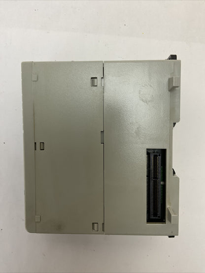 ALLEN BRADLEY 1768-M04SE SER A FW 15.37 COMPACT LOGIX MOTION MODULE 969mA@5.2VDC