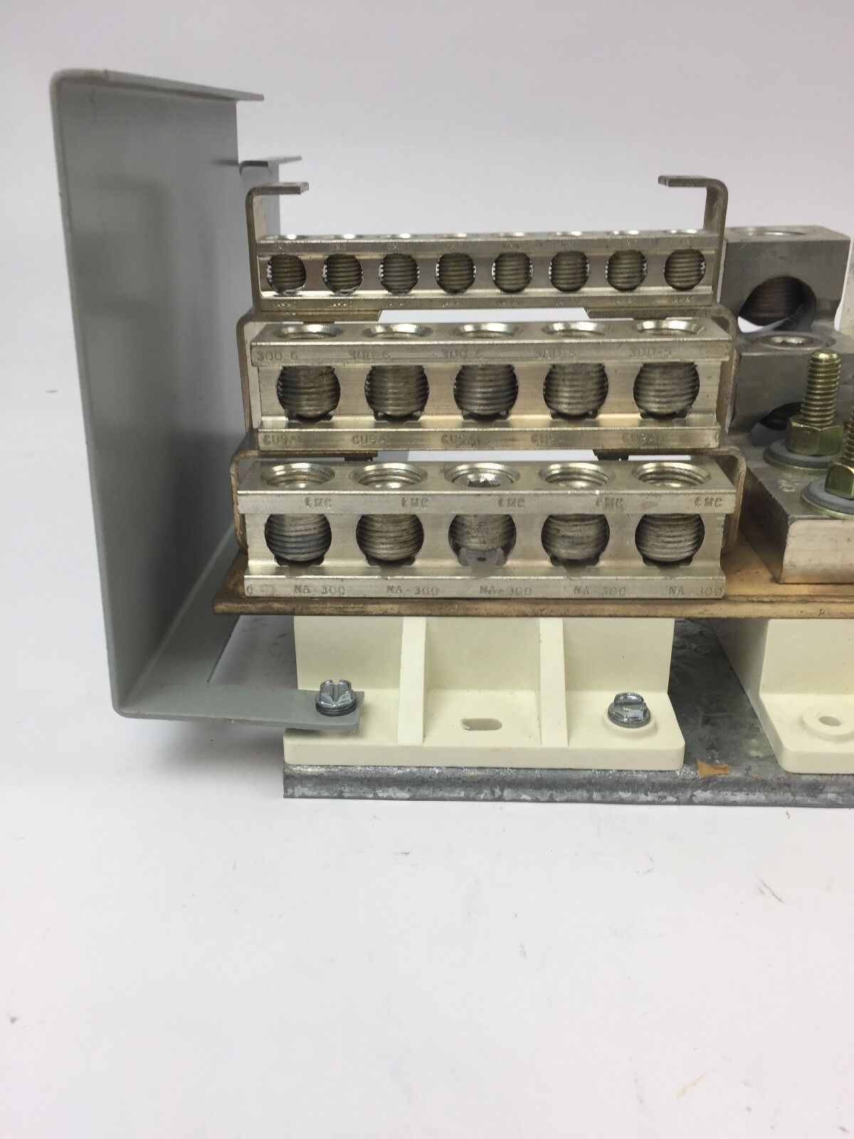 GE ANK600 NEUTRAL ASSEMBLY 600A MAX