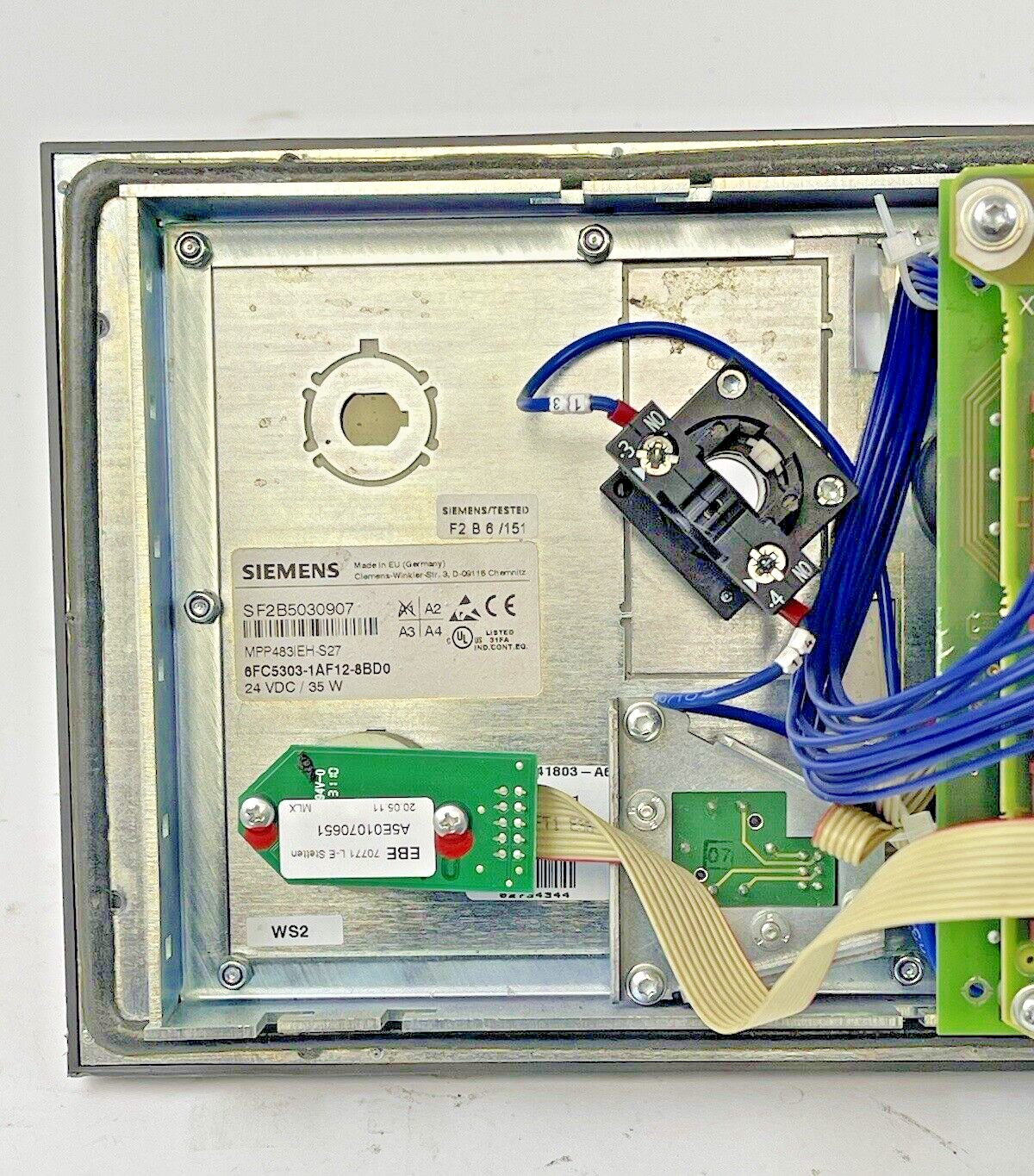 SIEMENS - 6FC5303-1AF12-8BD0 - PUSH BUTTON PANEL - 24 VDC, 35 W - SF2B5030907