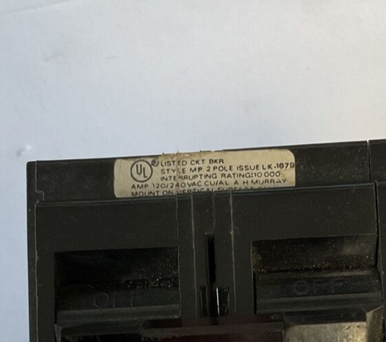 CROUSE-HINDS MP40 CIRCUIT BREAKER 40A 120/240VAC STYLE MP 2POLE