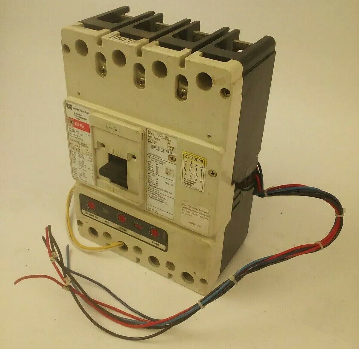 CUTLER HAMMER CIRCUIT BREAKER KD4400F 400A 4P 600V 300A TRIP KT3300T SNT3P11K