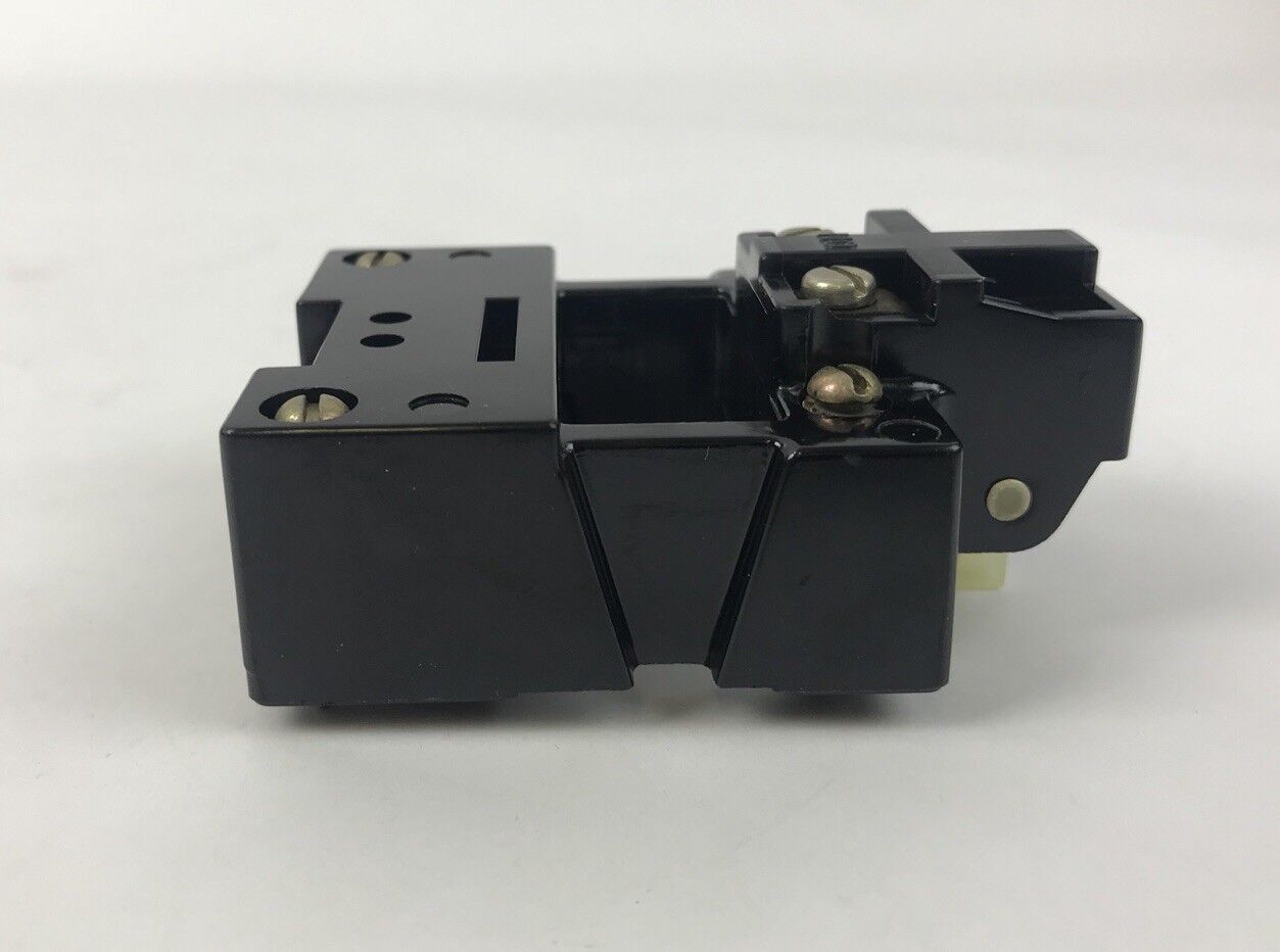 ALLEN BRADLEY Z-21128 SERIES K, COIL COVER, SIZE 0, CONTACTOR, NEW, Z21128
