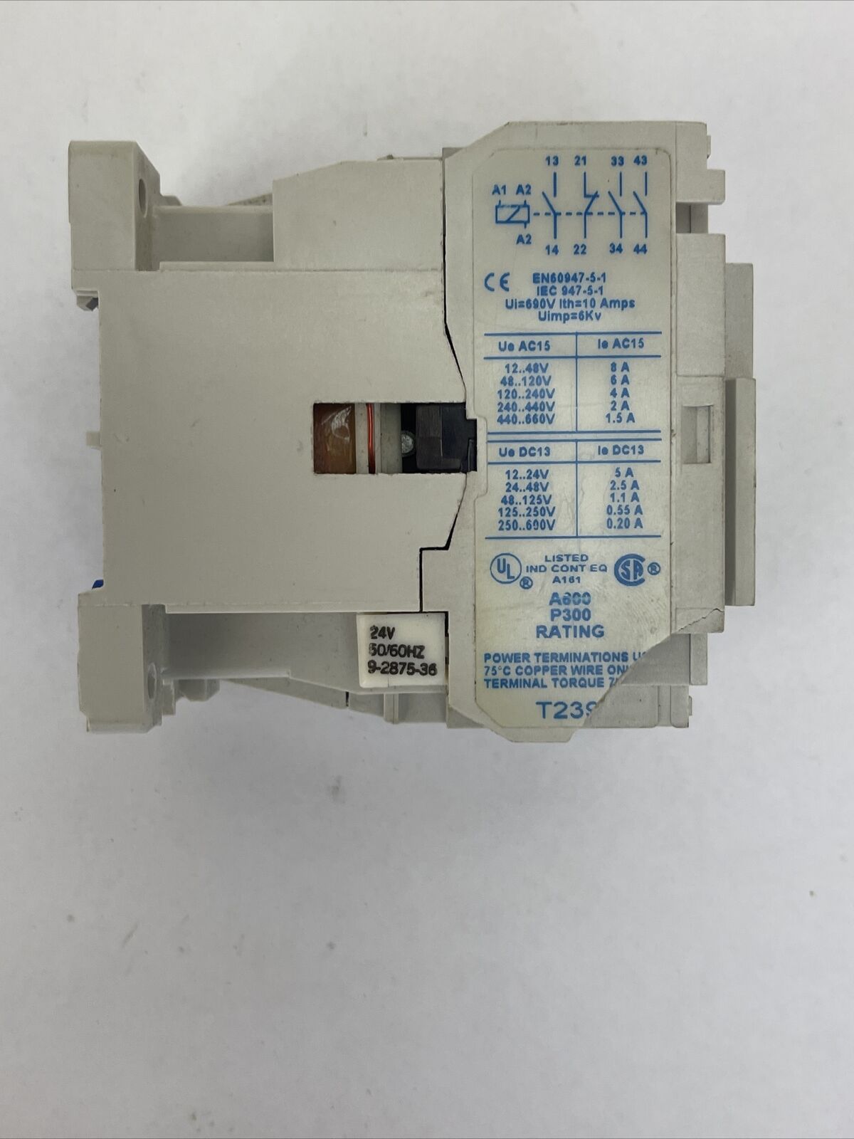 CUTLER HAMMER D15CR31TB FREEDOM SERIES MULTIPOLE RELAY 600V 4POLE COIL 24V 50/60