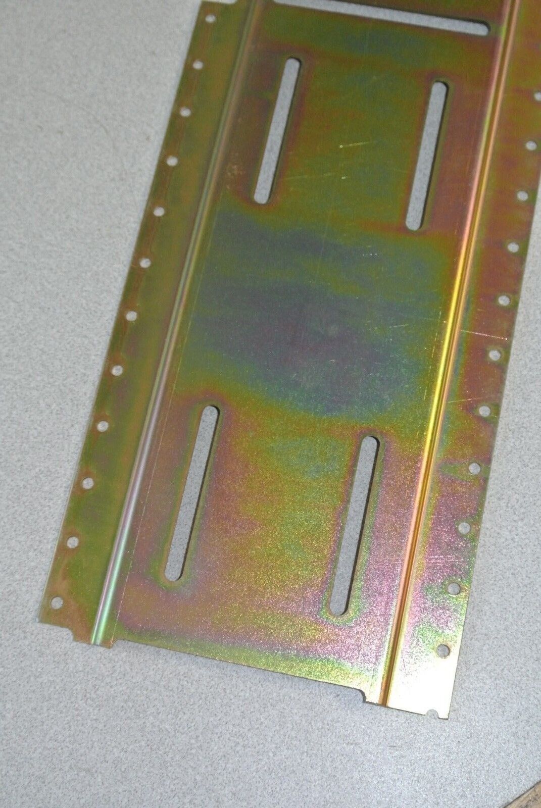 SQUARE D 8501 H-12 / MOUNTING TRACK for CLASS 8501 TYPE H RELAYS / NEW SURPLUS