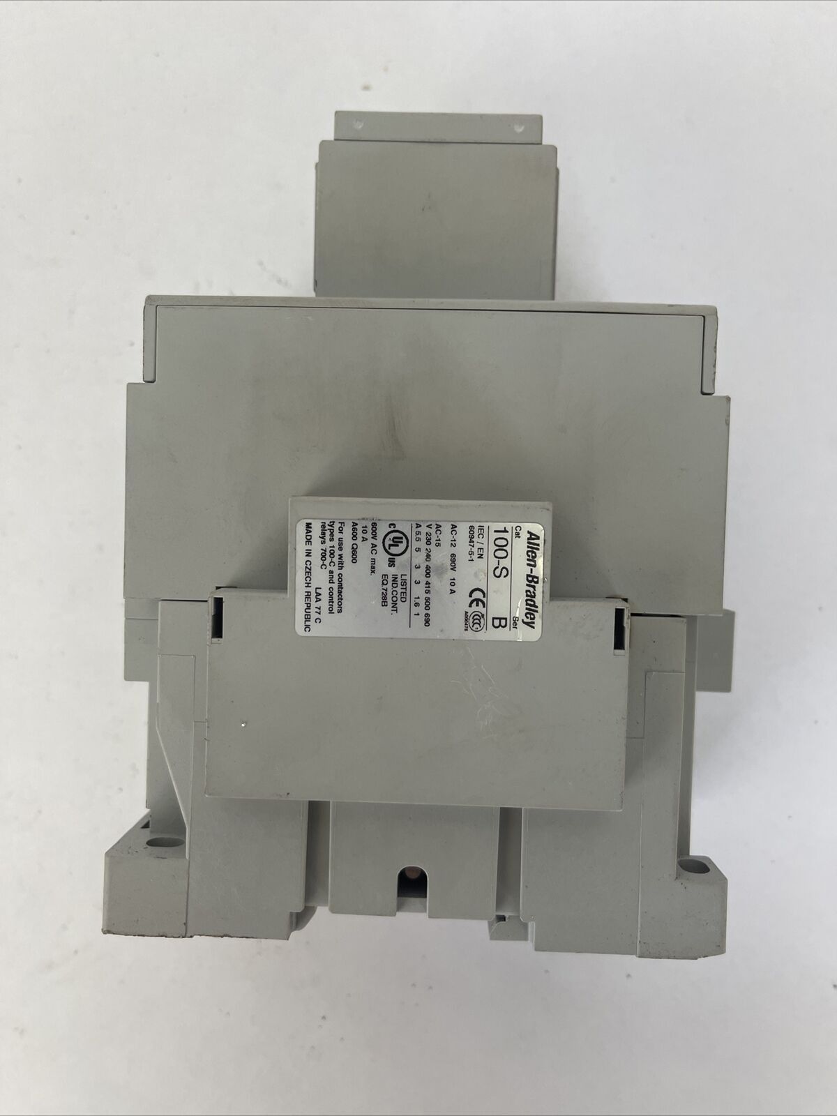 ALLEN BRADLEY 100-C85D*00 SER A CONTACTOR 600VAC 100A COIL 24VDC 60HP 100-F