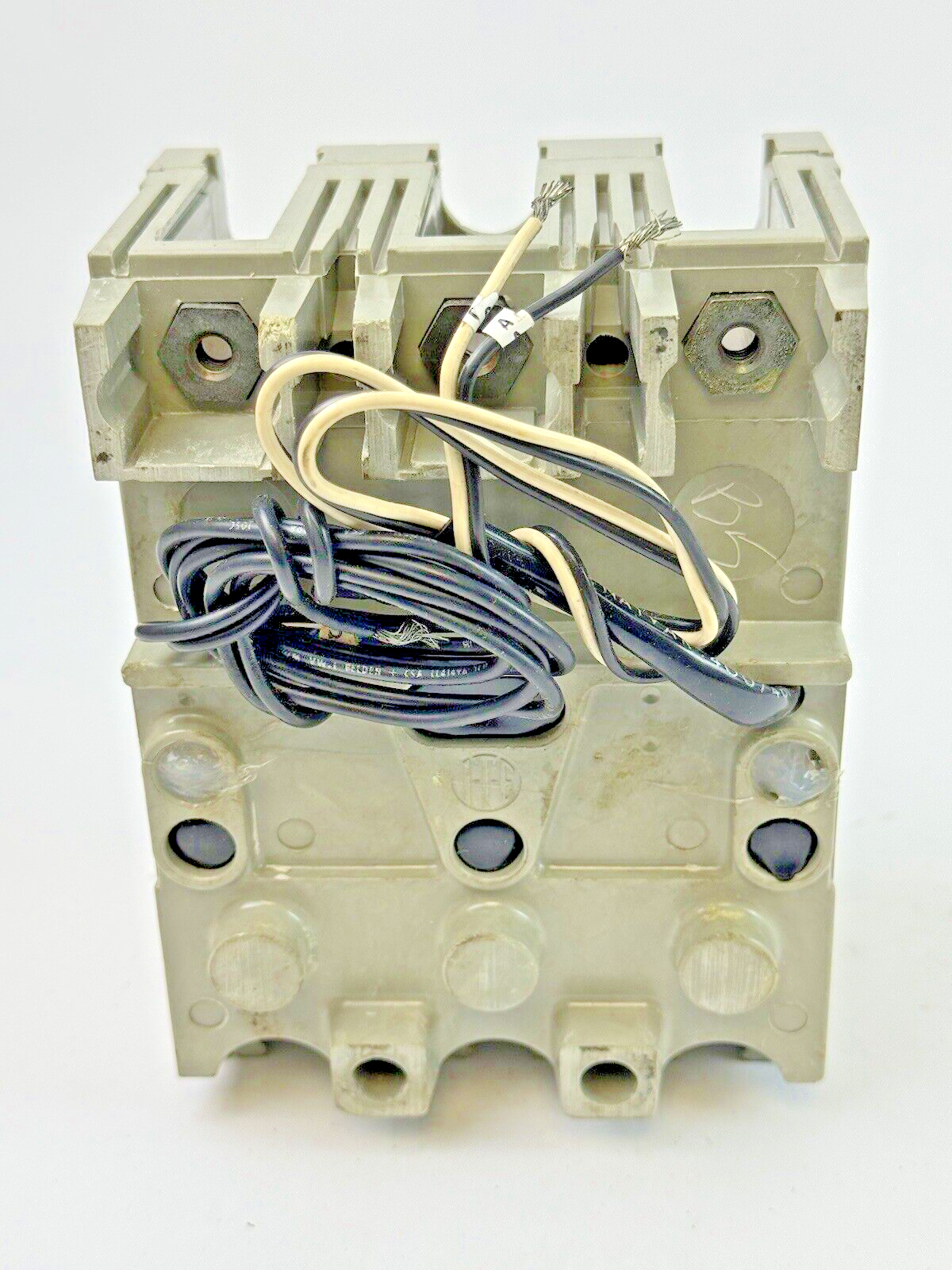 GOULD - HE3M040 - CIRCUIT BREAKER - 40A/3 POLE/600VAC & S01EE4R3 SHUNT TRIP