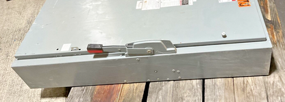 SQUARE D H365 SAFETY SWITCH SER.E04 400A TYPE 1 480V 3PH