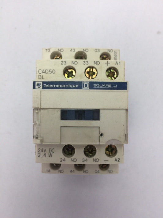 TELEMECANIQUE CAD50 BL RELAY 600VAC 10A  COIL 24VDC 2,4 W