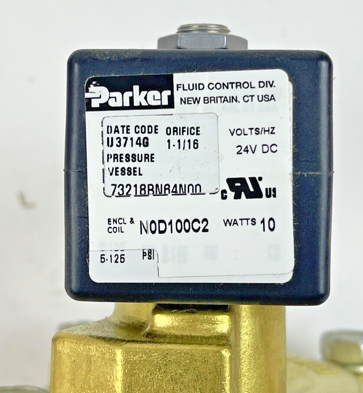 PARKER - 73218BN64N00 - 2-Way Normally Closed, 1" NPT Solenoid Valve