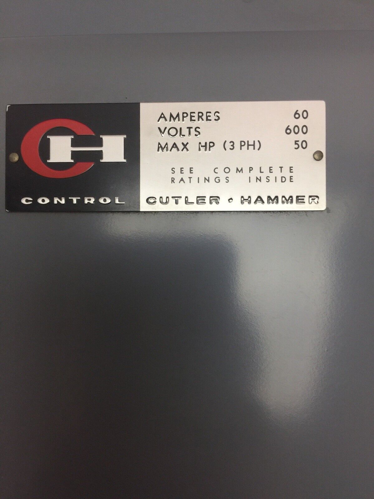 CUTLER HAMMER 4105H2462H HEAVY DUTY FUSIBLE SAFETY SWITCH 600VAC 60AMP 3PH 50HP