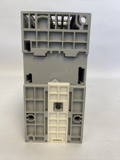 ALLEN BRADLEY 25B-D2P3N104 POWER FLEX 525 AC DRIVE FRN 4.001 SER A OUTPUT