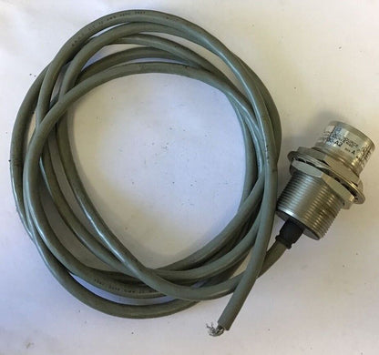 ALLEN BRADLEY 871TM-DH15NP30-A2 INDUCTIVE PROXIMITY SENSOR SER.A 30VDC 200MA