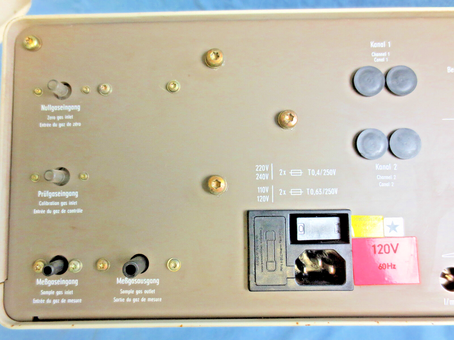 SIEMENS ULTRAMAT 21P - 7MB1122-1DA13-1BA1 - CO GAS ANALYZER - 120V , 60 HZ