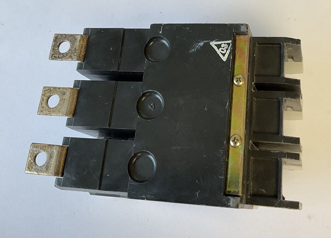 WESTINGHOUSE GDB 14K CIRCUIT BREAKER 70A 480VAC 3POLE 50/60HZ GDB3070
