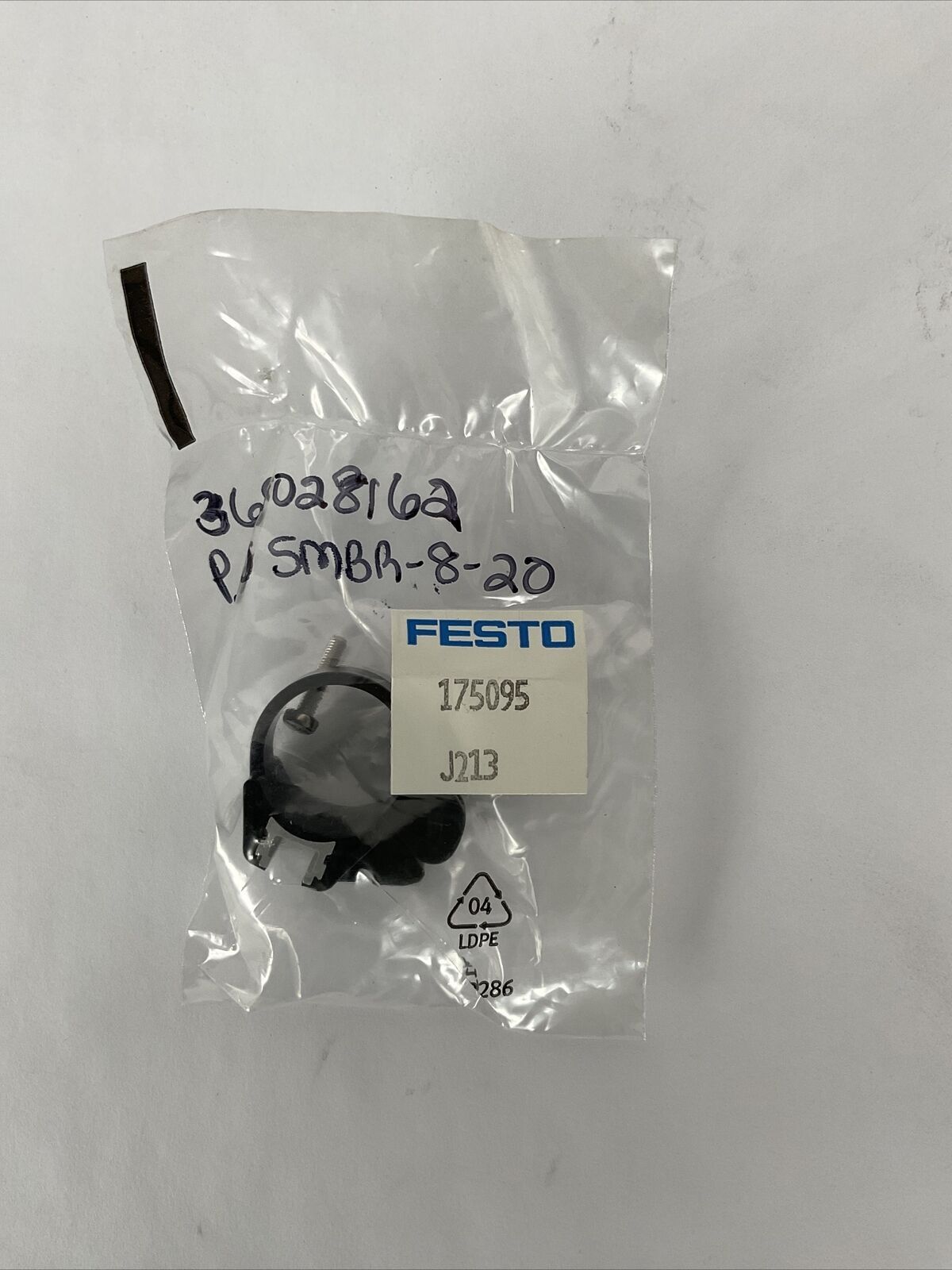FESTO SMBR-8-20 175095 J213 MOUNTING KIT