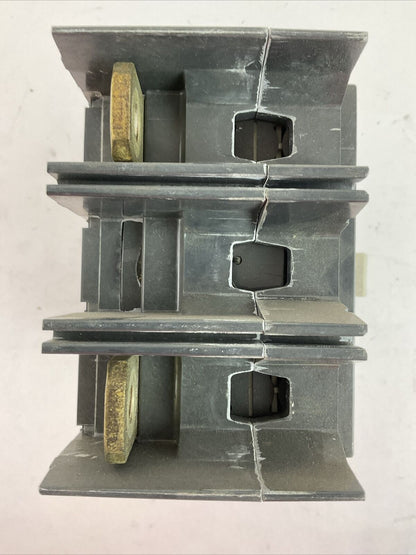 GE SGHA26AT0400 CIRCUIT BREAKER 400AMP 600VAC 2POLE SRPG400A400 TRIP PLUG 400AMP
