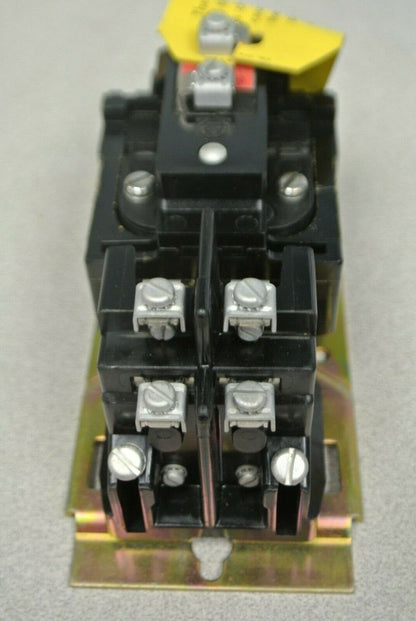 ALLEN-BRADLEY 700-BR200 TYPE BR AC RELAY / 2 POLE / 110V / 2 N.O. / NEW SURPLUS