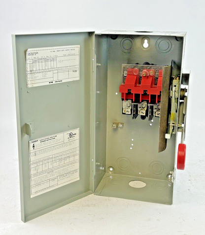 EATON - DH361UGK SER. B - HD SAFETY SWITCH - 30A/ 600VAC/250DC / 3 POLE/ TYPE 1