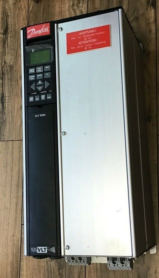 DANFOSS VLT 5000 VARIABLE SPEED AC DRIVE  23KVA 32A 1000HZ 500V