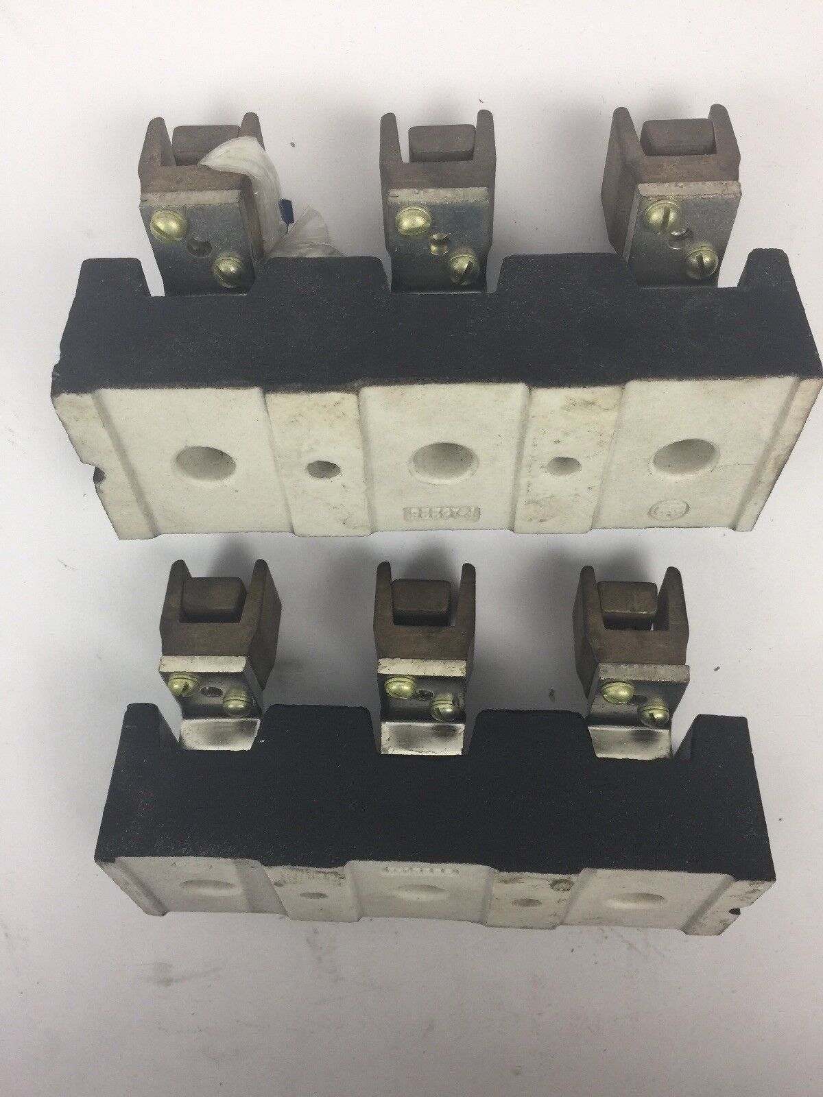 ALLEN BRADLEY 1491 N323 FUSE BLOCK 100 AMP 250 OR 600 VOLT 3 POLE