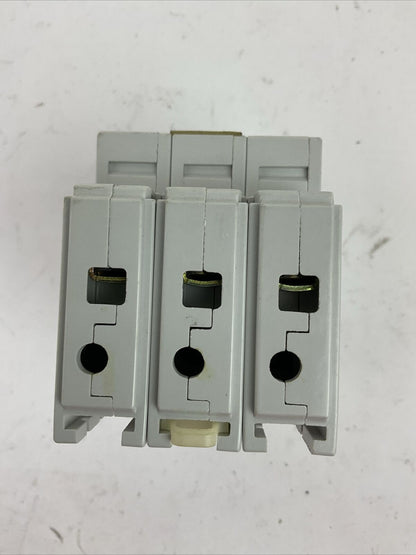 ALLEN BRADLEY 1492-CB3G030 MANUAL MOTOR CONTROLLER 3A 1-1/2HP 3P 480Y/277VAC SER