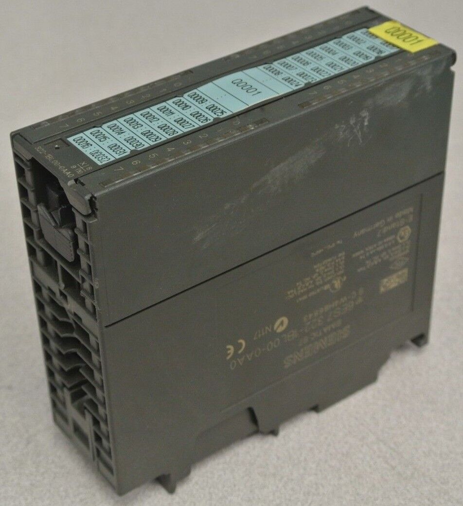 SIEMENS 6ES7 322-1BL00-0AA0 / SIMATIC S7 DIGITAL OUTPUT MODULE / .5A, 24V, 32PT