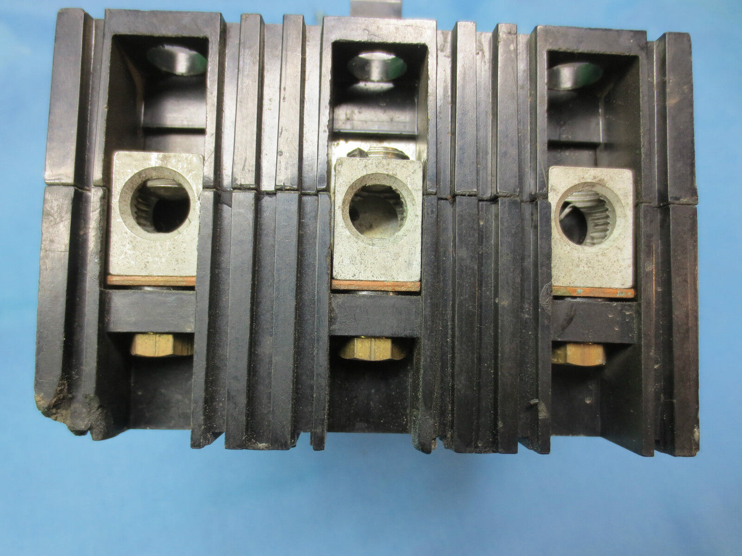 SQUARE D FAP-32060 CIRCUIT BREAKER 240VAC, 60A, 3-POLE, 250VDC