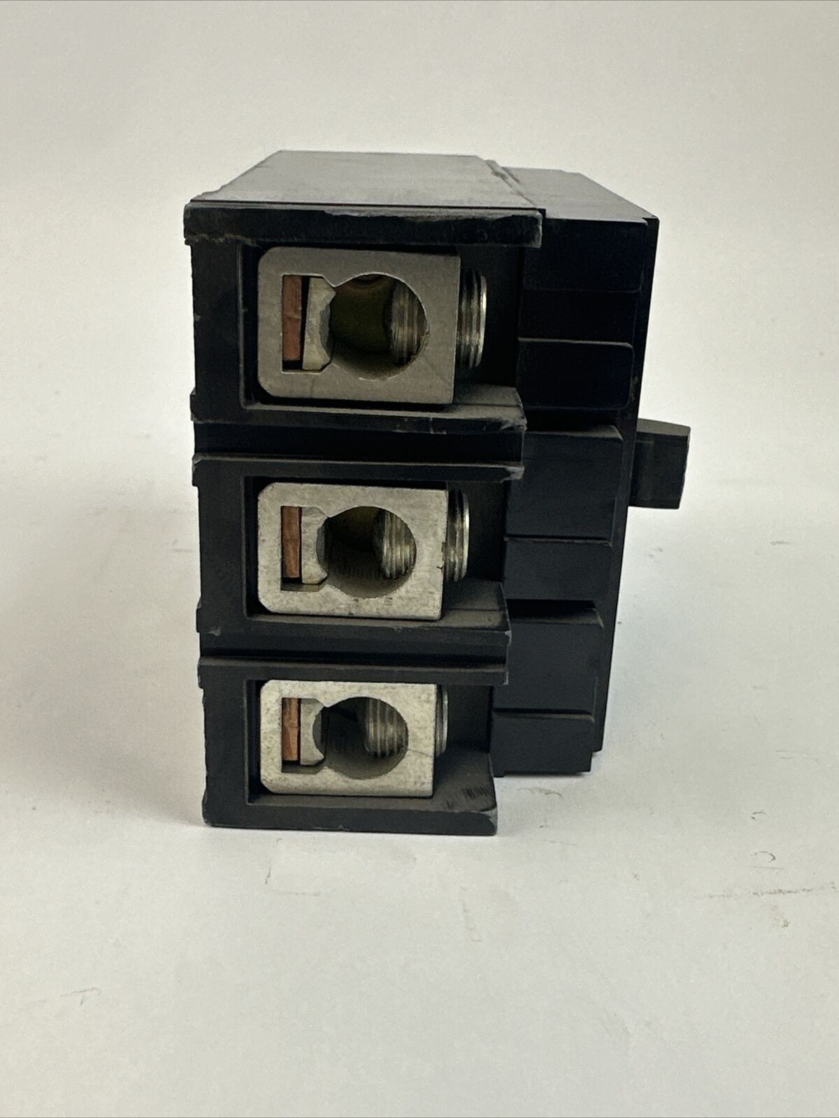 SQUARE D Q2L3200 CIRCUIT BREAKER 200AMP 120/240VAC 3POLE TYPE Q2L