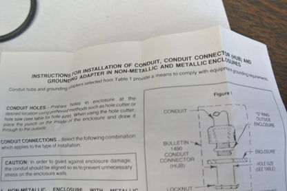ALLEN-BRADLEY 1490-N10 (2) & 1490-N2 (2) CONDUIT HUBS - 1" & 3/4" / NEW SURPLUS