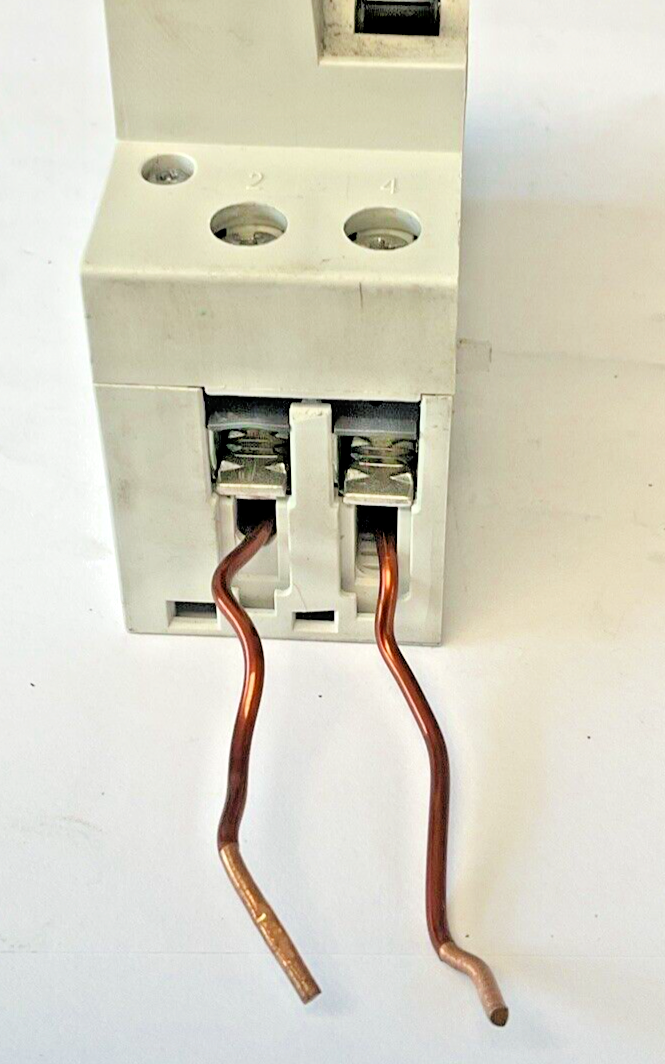 SIEMENS 5SM2 322-0 RC UNIT 0,03A