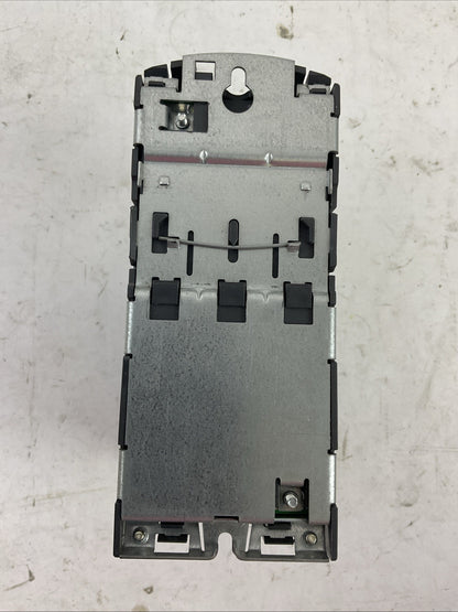 SIEMENS 1P 6SE6440-2UC17-5AA1 AC DRIVE MICROMASTER 440 ver e04/2.11