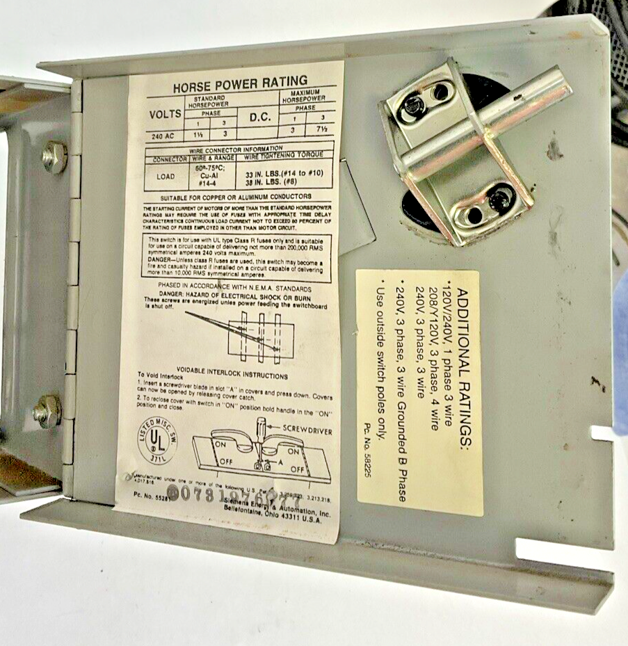 SIEMENS V7B3211R VACU-BREAK SWITCH 30A PH3 240V 3POLE FUSIBLE