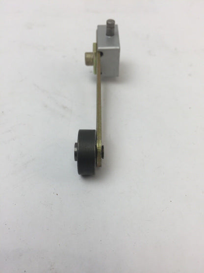 WESTINGHOUSE RRCKS RR LIMIT SWITCH ADJUSTABLE LEVER STEEL ROLLER