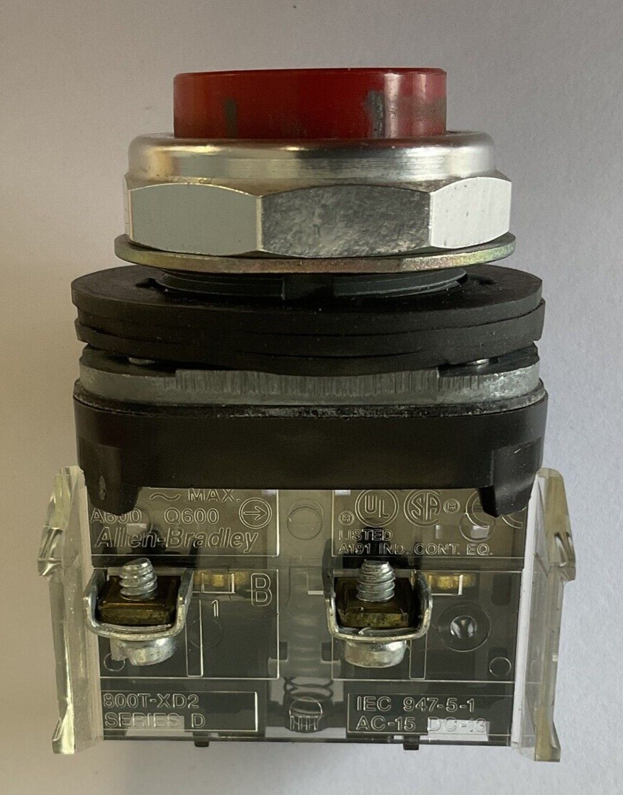 ALLEN BRADLEY 800T-B PUSHBUTTON RED SER.T W/800T-XD2